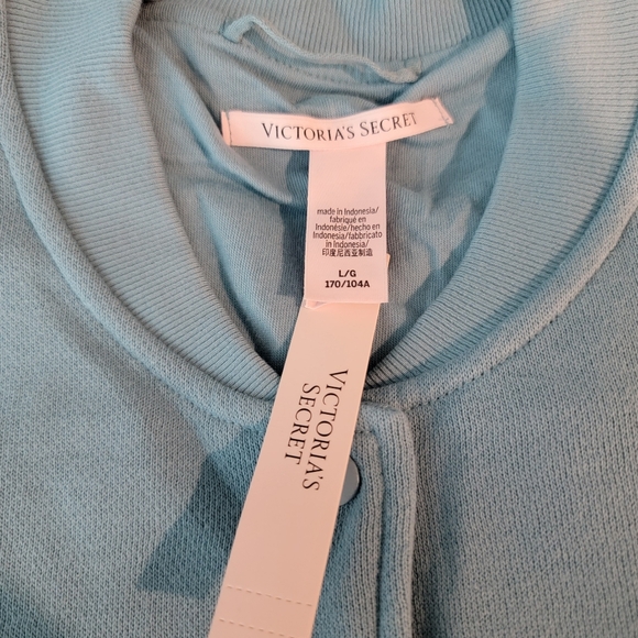 Victoria's Secret Cotton Fleece Bomber Jacket. - Picture 13 of 14